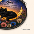 Close-up detail of personalized cat moon glass suncatcher showing 0.5 cm thick glass and reinforced zinc edge.