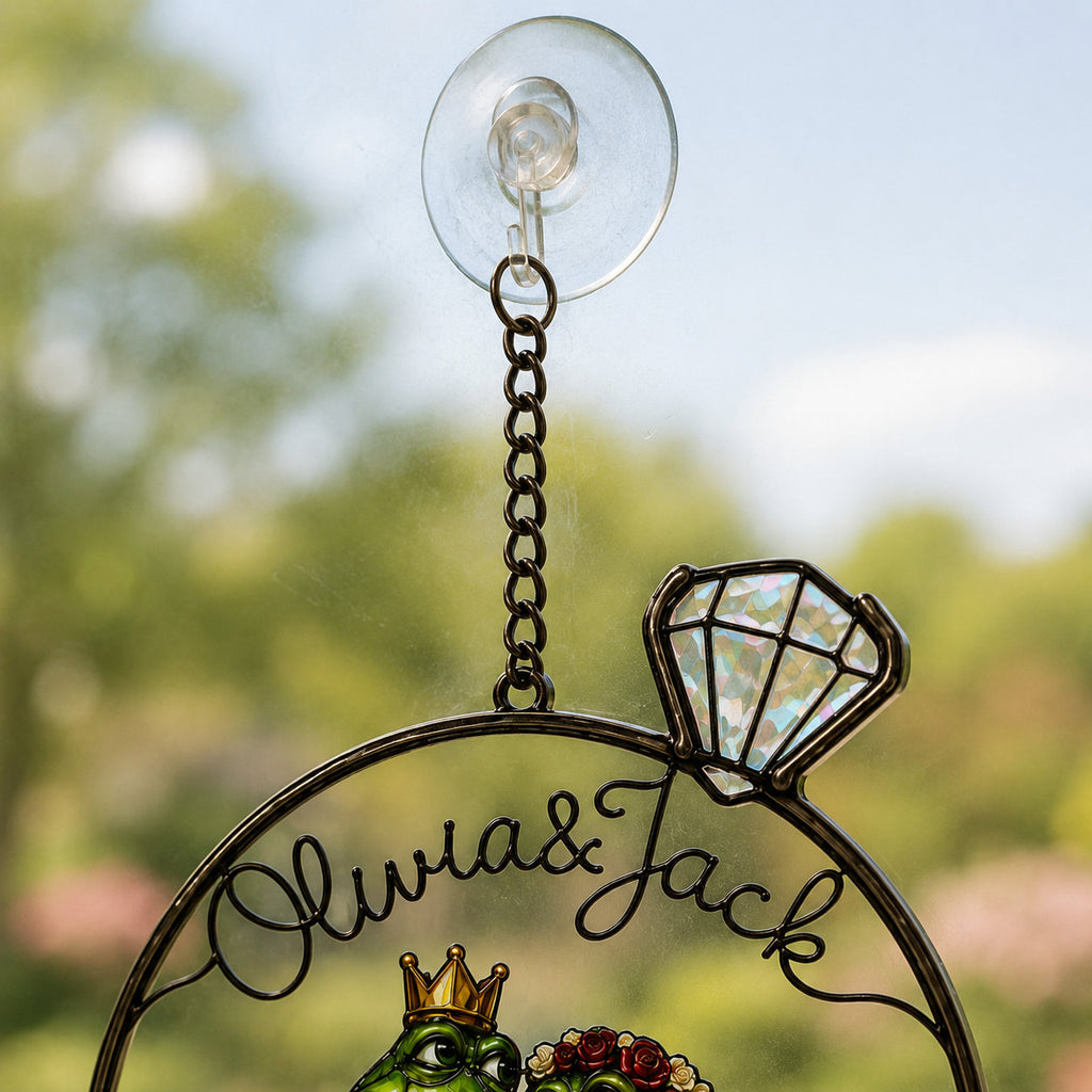 Close-up of the diamond ring top, suction hook and custom name lettering